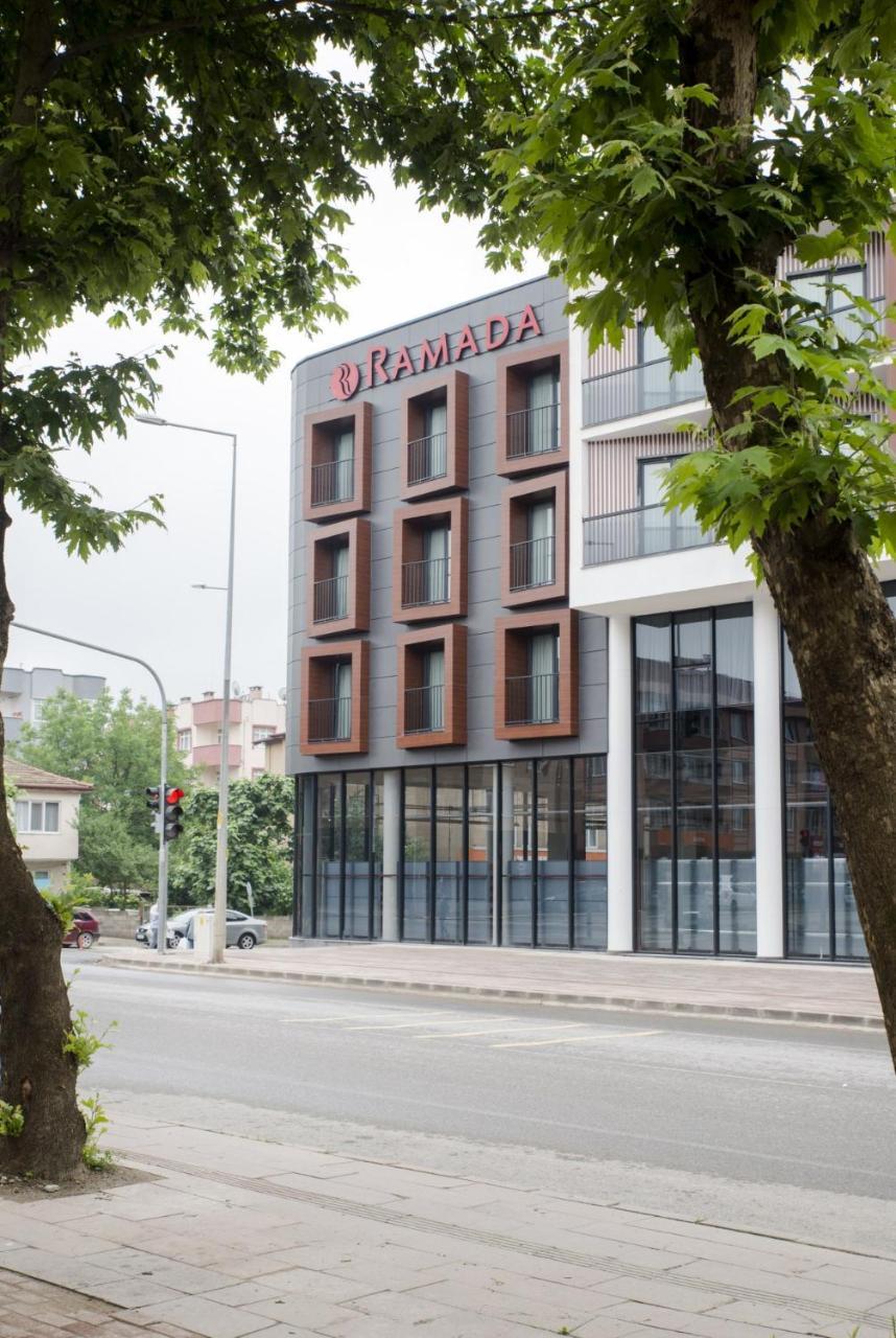 Hotel Ramada By Wyndham Sakarya Hendek Exteriér fotografie